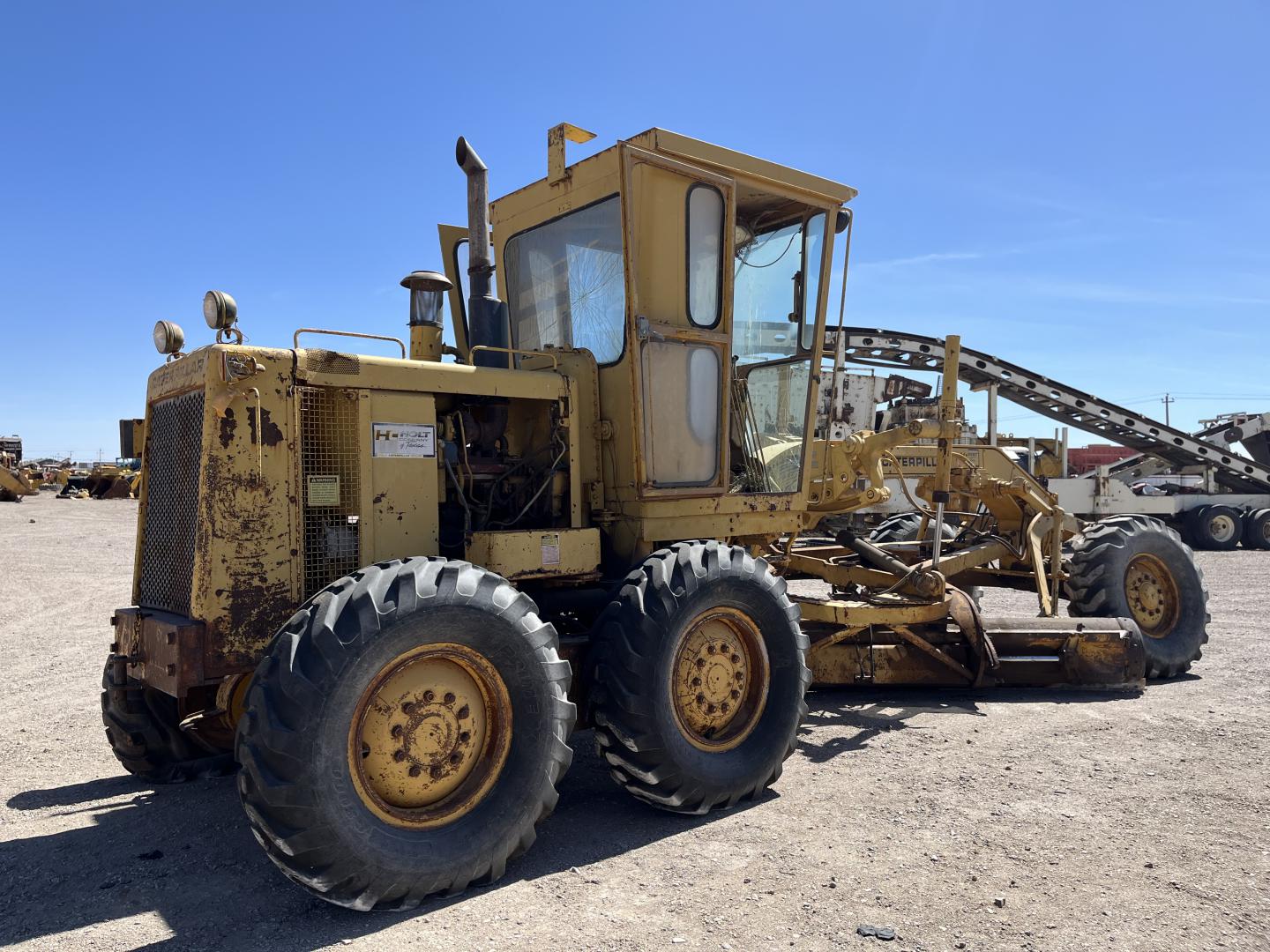 ./imagenes/INVOICE/2019/18025/MOTOCONFORMADORA CATERPILLAR 120G (4).JPG